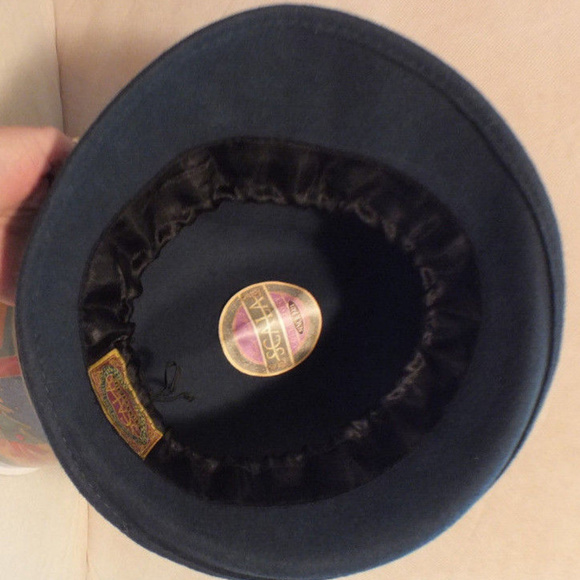 Scala Collection 100% Wool Dark Blue Hand Stitched - Picture 5 of 6